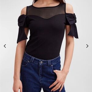 Anne Fontaine
Virtyl Cold-Shoulder Bow-Sleeve T-Shirt